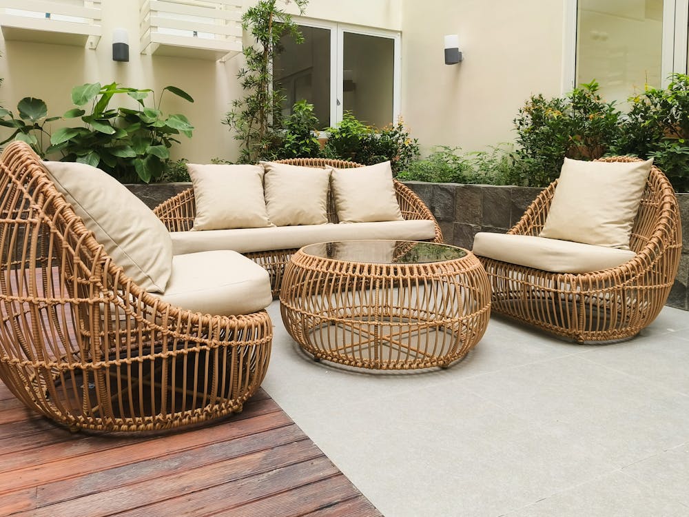 https://www.pexels.com/photo/gc-rattan-outdoor-crafts-27975920/